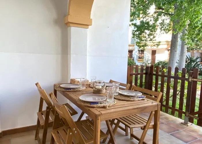 Urbanizacion El Patio Bloque 2 * デニア